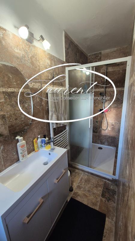 Immeuble - 134 m² - 6 pièces