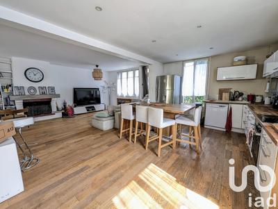 Maison - 155 m² - 6 pièces