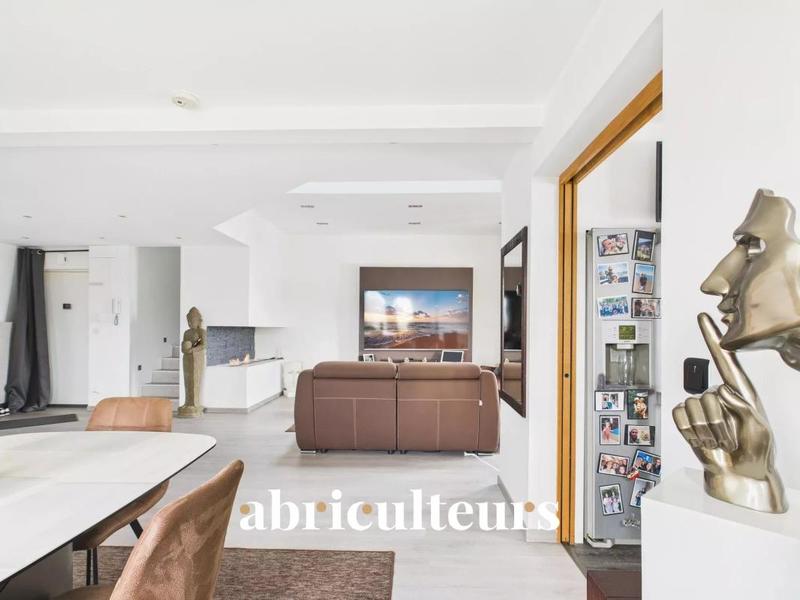 Duplex - 162 m² - 6 pièces