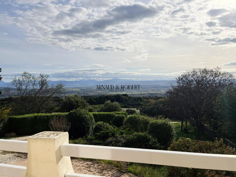 Villa - 211 m² - 8 pièces