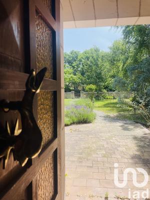 Maison de maîtres - 299 m² - 11 pièces