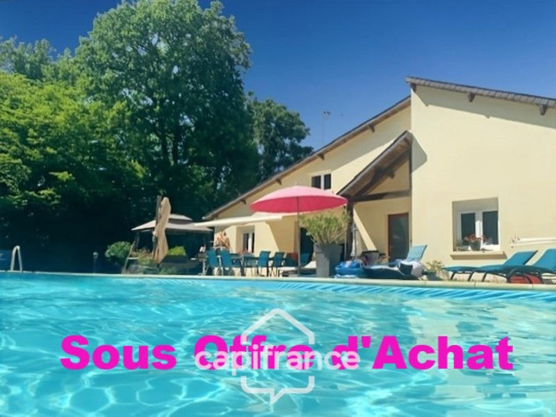 Maison - 180 m² - 6 pièces