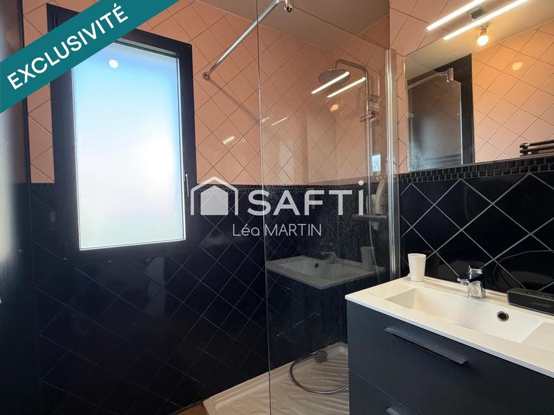 Maison - 99 m² - 5 pièces