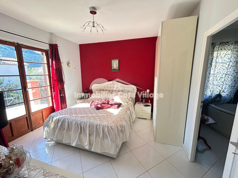 Maison - 115 m² - 6 pièces