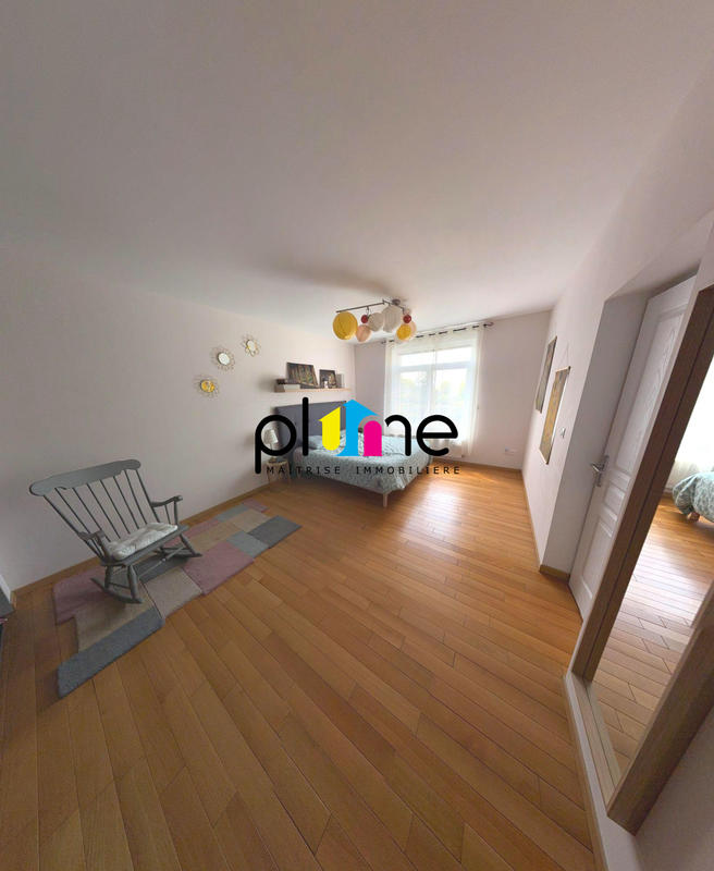 Maison contemporaine - 240 m² - 7 pièces