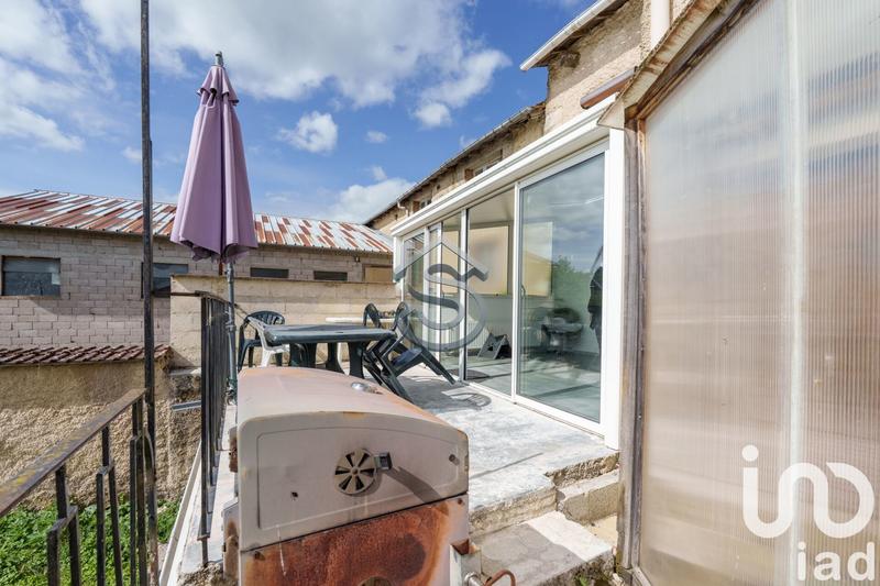 Maison - 243 m² - 7 pièces