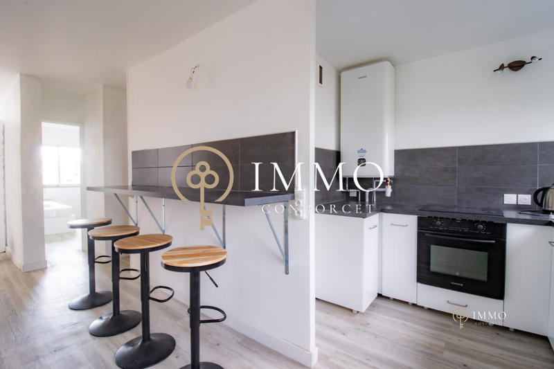 Appartement - 9 m² - 5 pièces