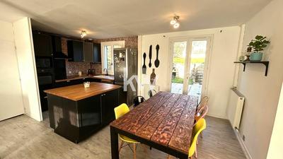 Maison - 112 m² - 6 pièces