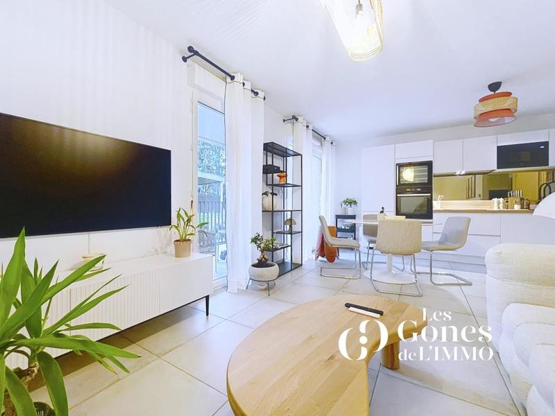 Appartement - 49 m² - 2 pièces