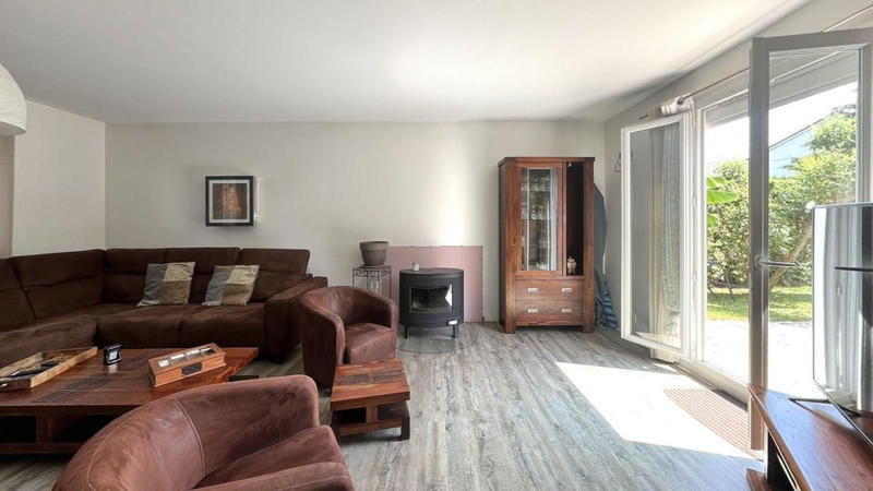 Maison - 110 m² - 4 pièces