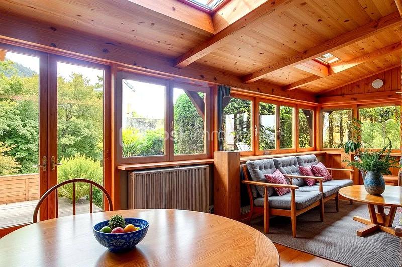 Maison - 130 m² - 7 pièces