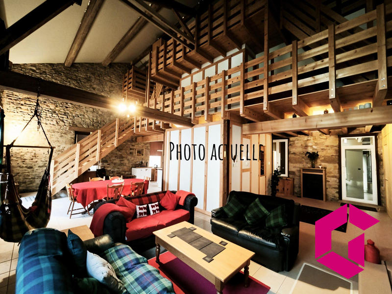 Maison - 140 m² - 4 pièces