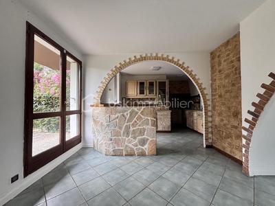 Appartement - 83 m² - 4 pièces