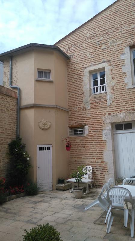 Maison - 500 m² - 12 pièces