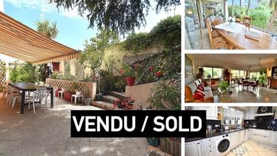 Appartement - 90 m² - 3 pièces