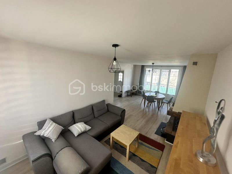 Maison - 101 m² - 6 pièces