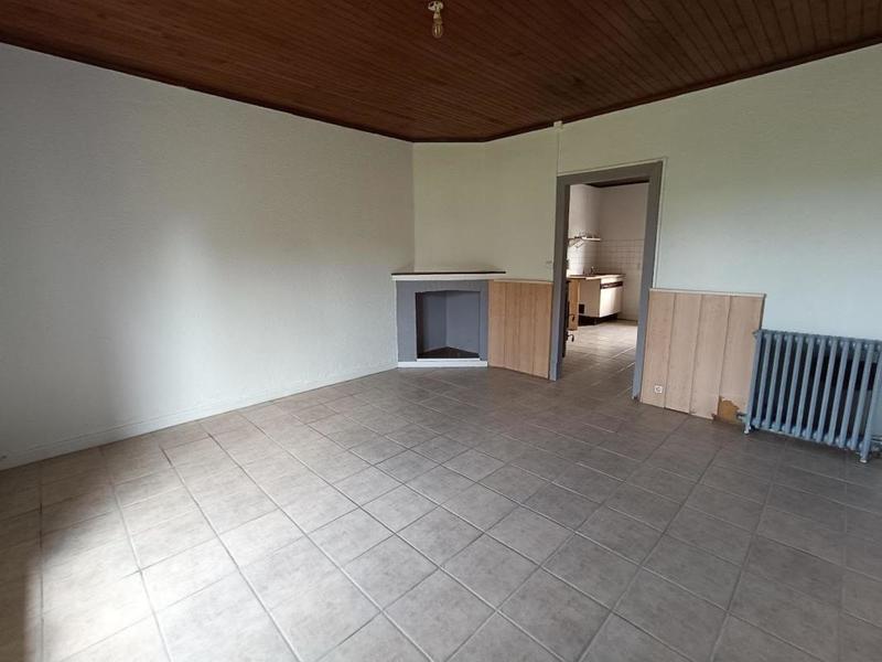 Maison traditionnelle - 75 m² - 4 pièces