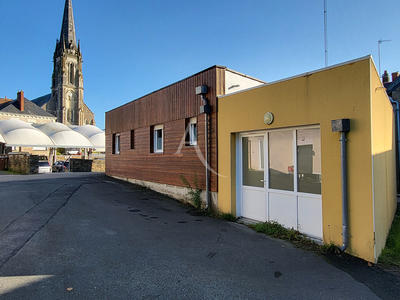 Maison - 110 m² - 8 pièces