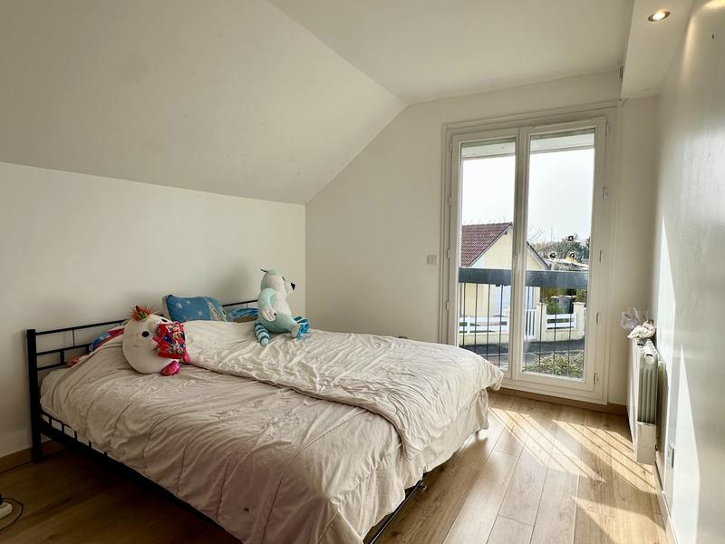 Maison - 137 m² - 5 pièces