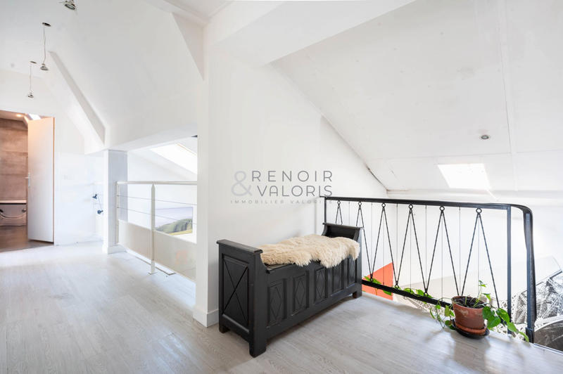 Appartement - 147 m² - 6 pièces