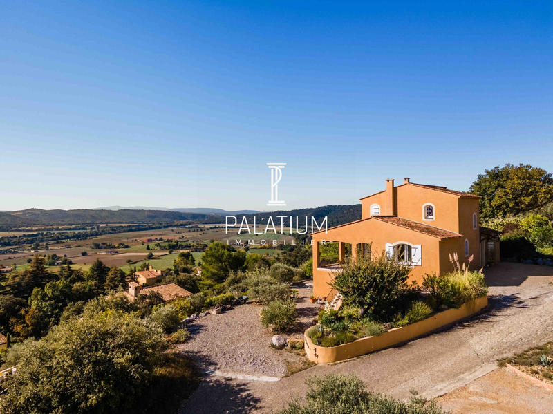 Maison - 155 m² - 5 pièces