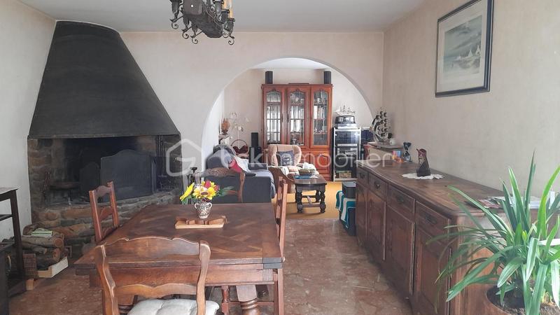 Maison traditionnelle - 90 m² - 3 pièces