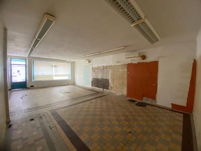 Immeuble - 102 m² - 5 pièces