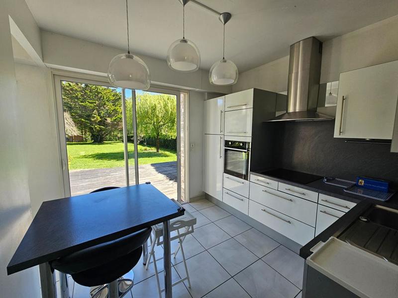 Maison - 185 m² - 6 pièces