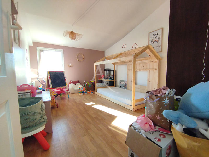 Maison - 174 m² - 5 pièces