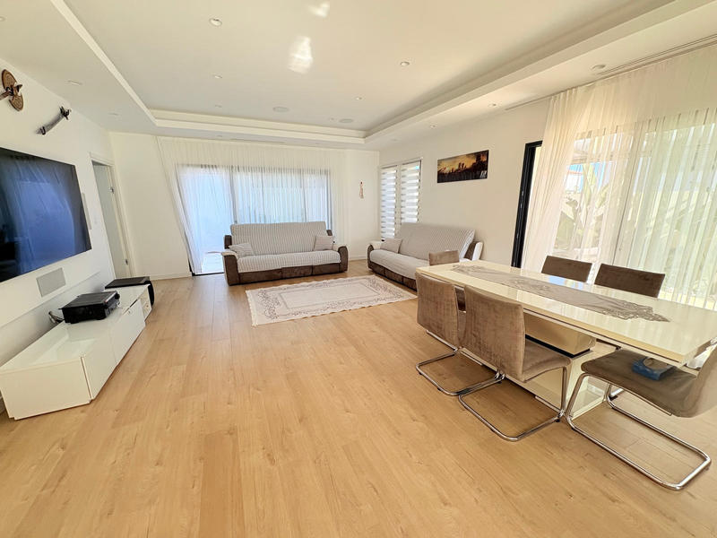 Villa - 160 m² - 5 pièces