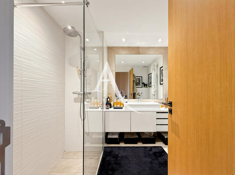 Appartement - 74 m² - 3 pièces