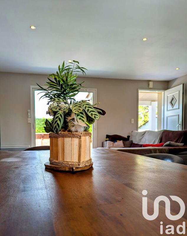 Maison - 107 m² - 7 pièces