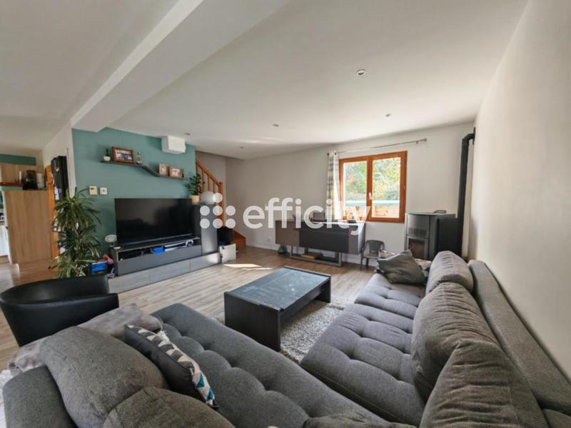 Maison - 144 m² - 7 pièces