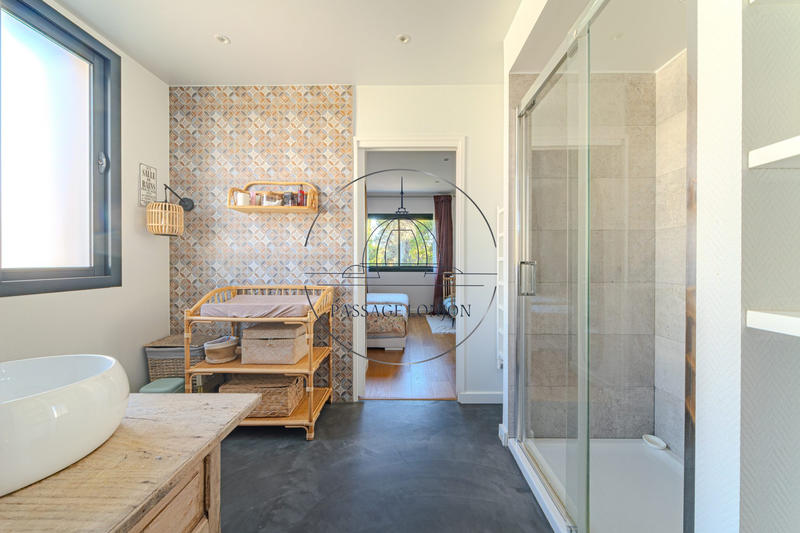 Maison - 190 m² - 4 pièces