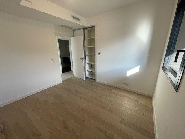 Appartement - 164 m² - 5 pièces