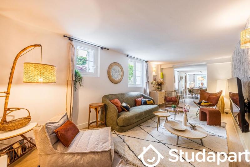 Chambre - 13 m² - 1 pièce