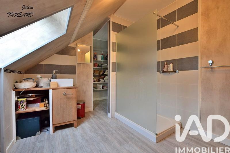 Maison - 212 m² - 6 pièces