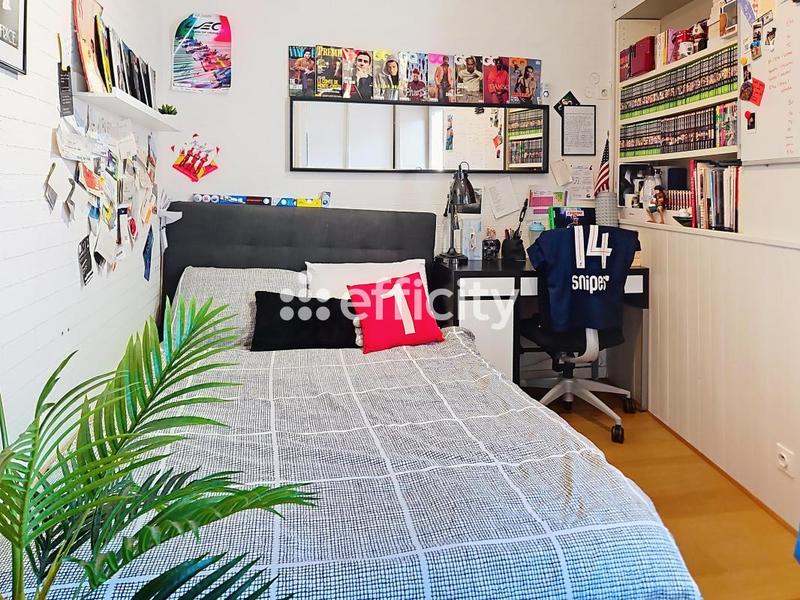 Appartement - 166 m² - 5 pièces