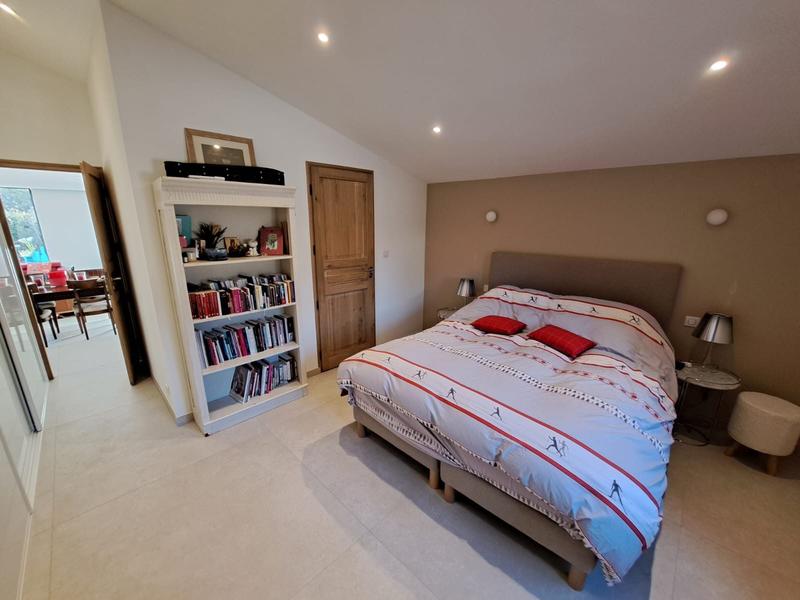 Maison contemporaine - 178 m² - 6 pièces