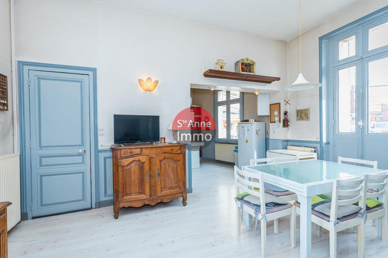 Maison - 357 m² - 8 pièces