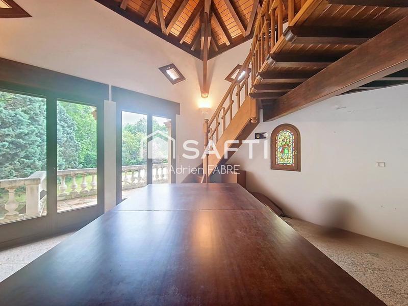 Maison - 170 m² - 5 pièces