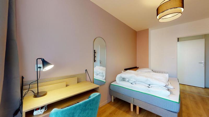 Appartement - 101 m² - 6 pièces