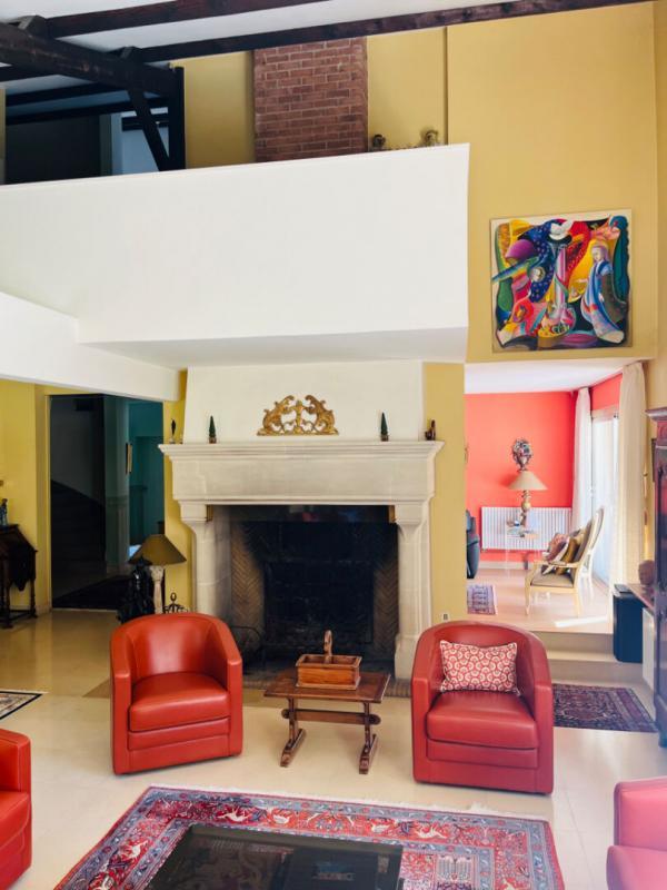 Maison - 359 m² - 11 pièces