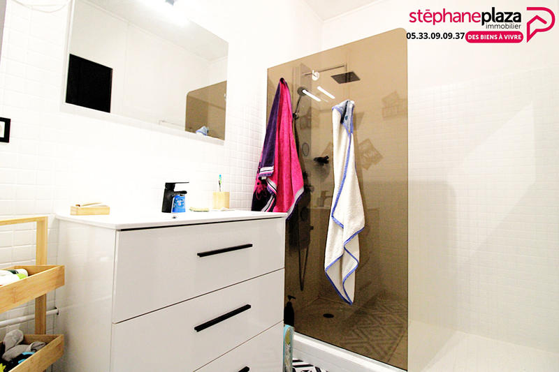 Loft - 123 m² - 5 pièces