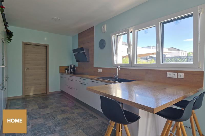 Maison contemporaine - 163 m² - 6 pièces