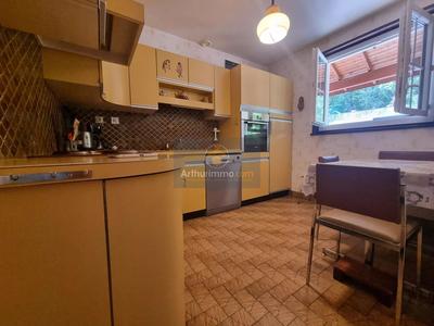 Maison - 122 m² - 6 pièces