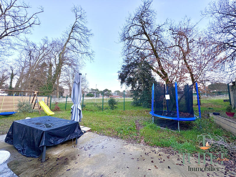 Maison - 93 m² - 4 pièces