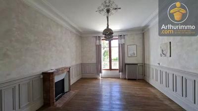 Maison - 149 m² - 7 pièces