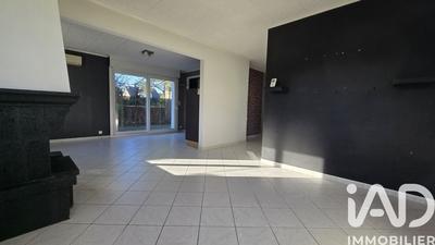 Maison - 101 m² - 6 pièces