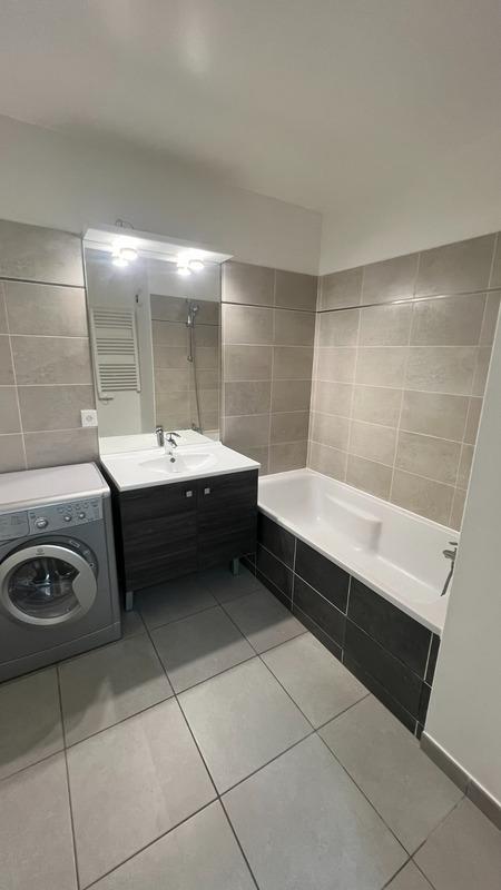 Appartement ancien - 66 m² - 3 pièces